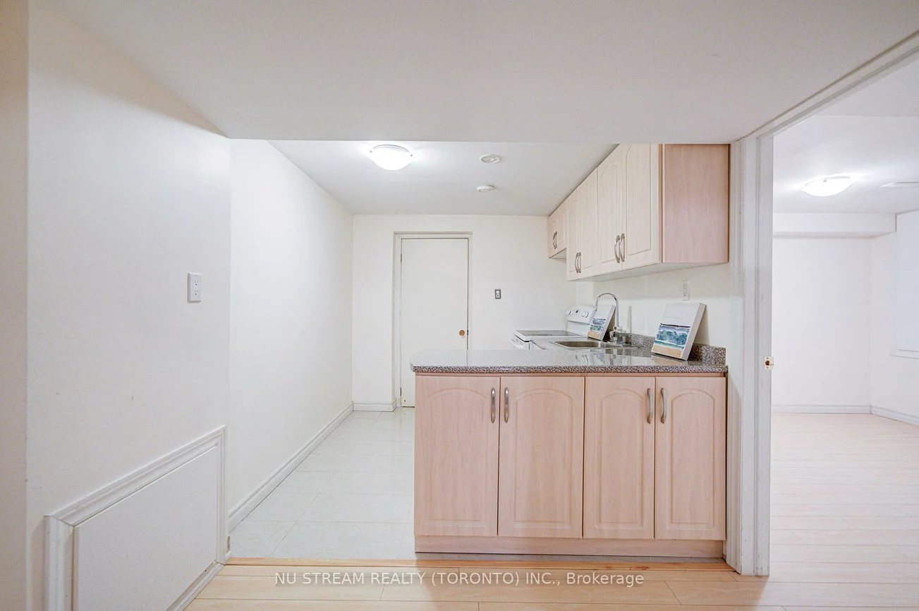 8, Hemingway, Unionville, Markham