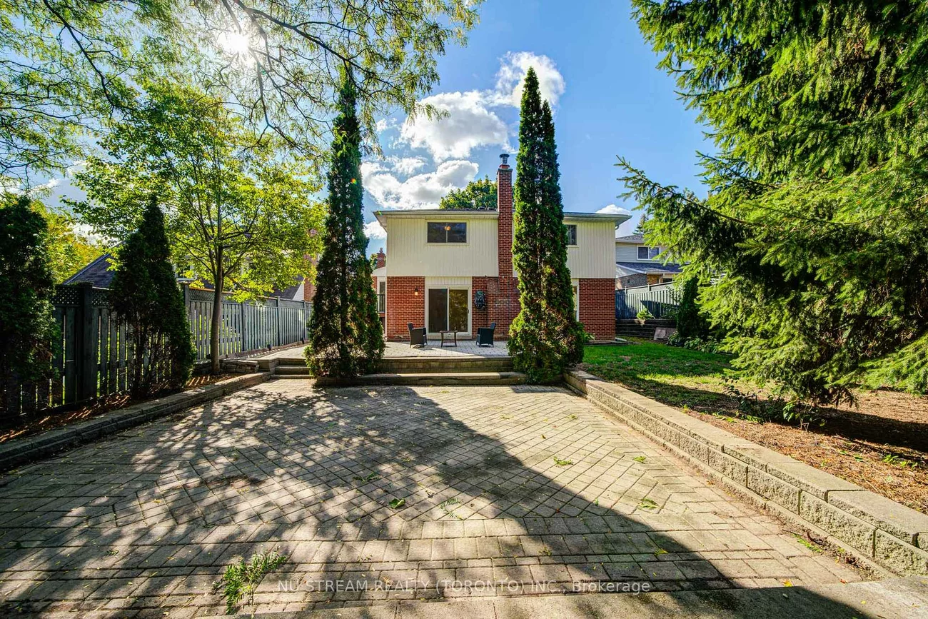 8, Hemingway, Unionville, Markham