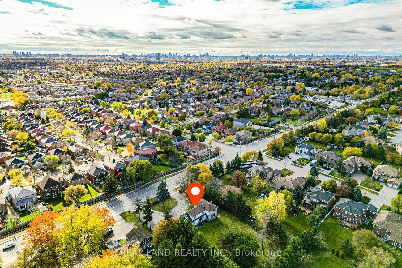 4762, 14th, Milliken Mills East, Markham