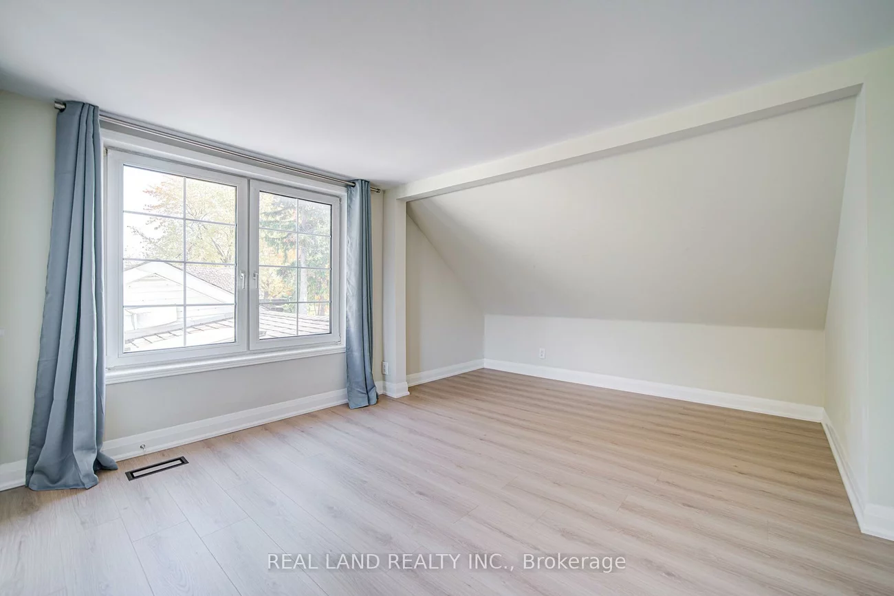 4762, 14th, Milliken Mills East, Markham