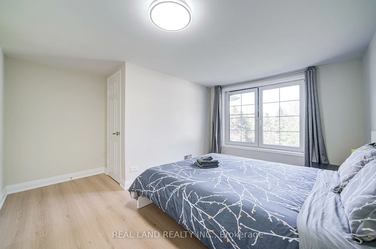 4762, 14th, Milliken Mills East, Markham