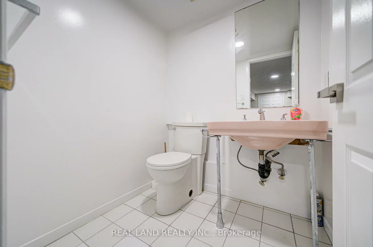 4762, 14th, Milliken Mills East, Markham