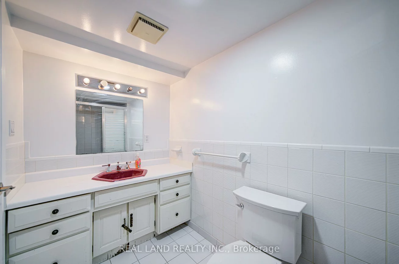 4762, 14th, Milliken Mills East, Markham