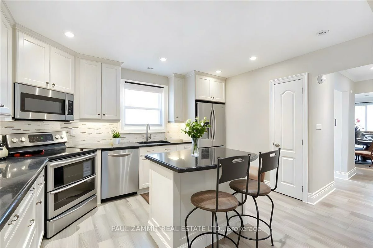 210, Bayview Fairways, Bayview Fairway-Bayview Country Club Estates, Markham