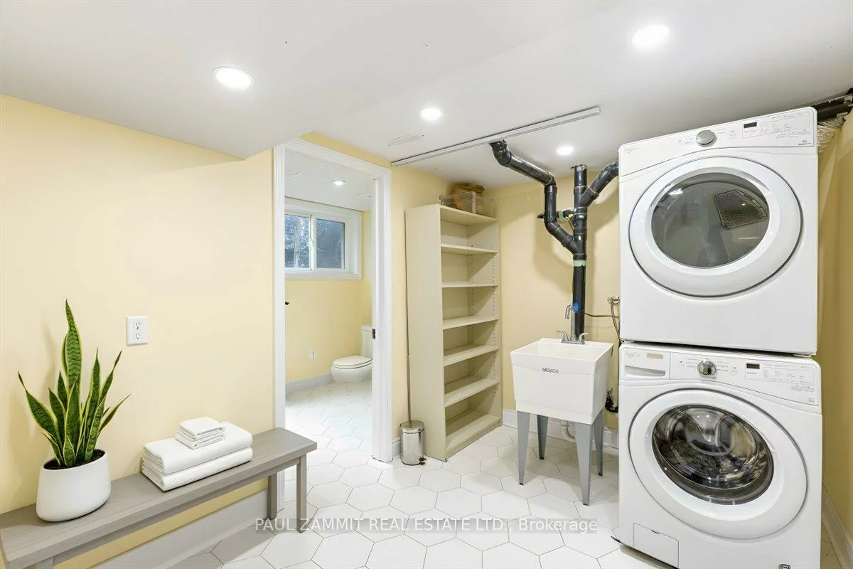 210, Bayview Fairways, Bayview Fairway-Bayview Country Club Estates, Markham