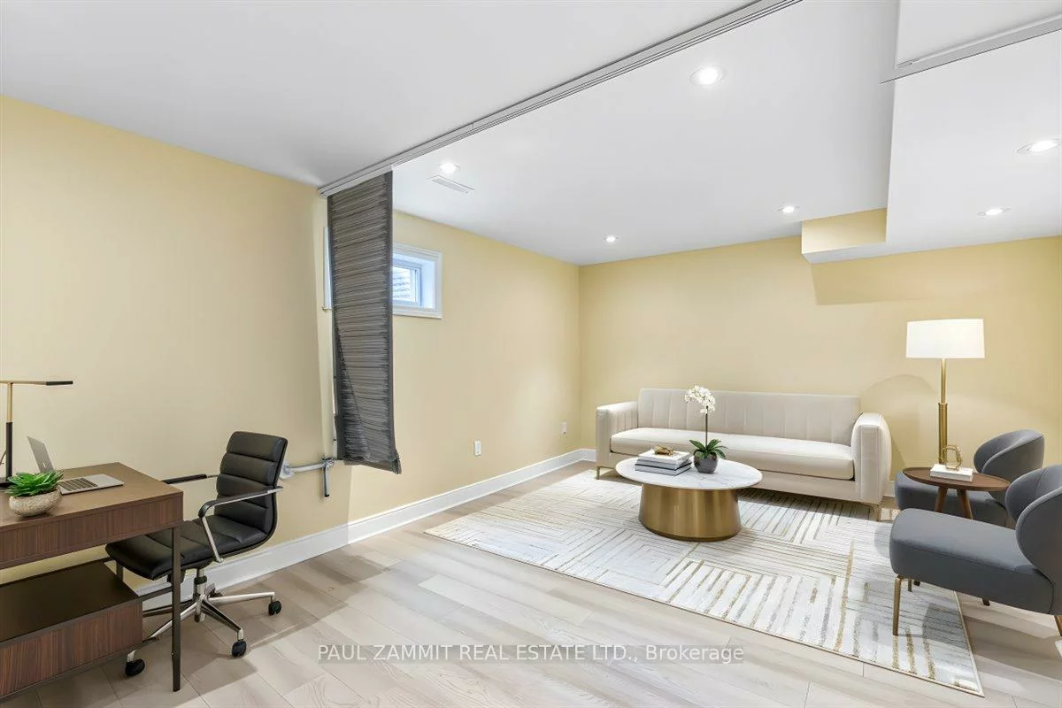 210, Bayview Fairways, Bayview Fairway-Bayview Country Club Estates, Markham