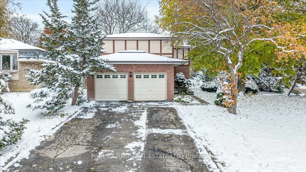 210, Bayview Fairways, Bayview Fairway-Bayview Country Club Estates, Markham