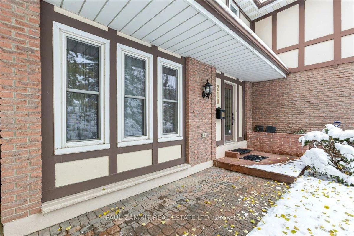 210, Bayview Fairways, Bayview Fairway-Bayview Country Club Estates, Markham