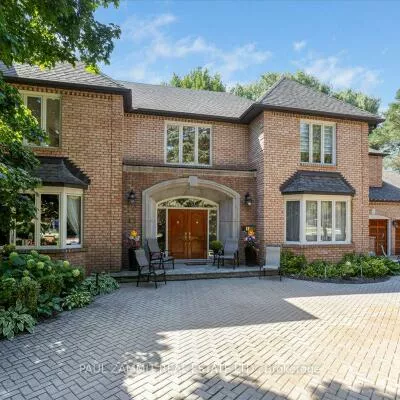 12, Old English, Bayview Glen, Markham