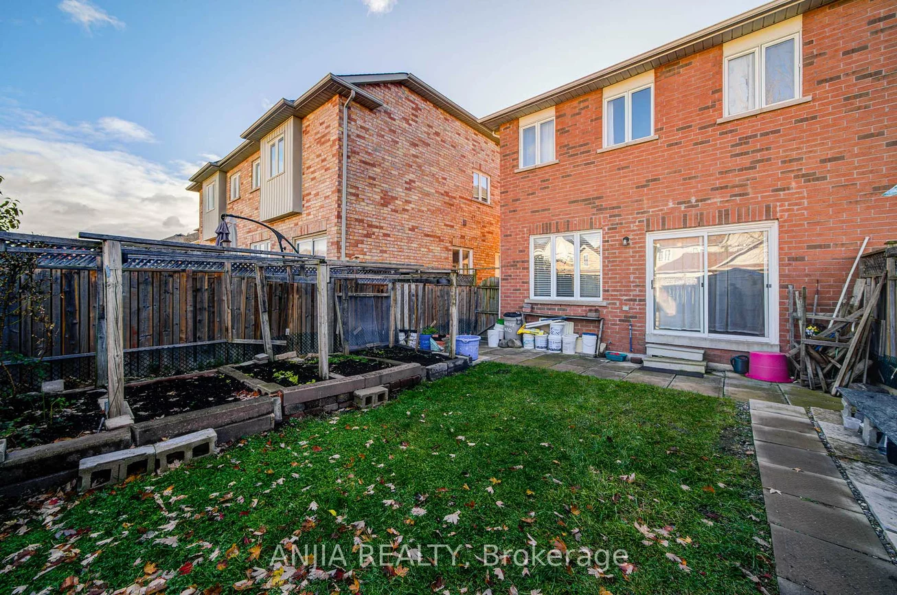 10, Wingrove, Wismer, Markham