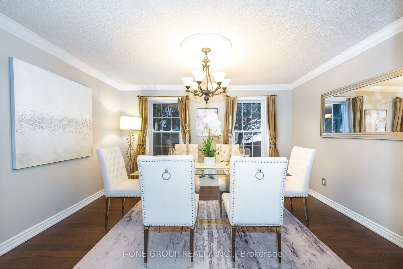 124, Aitken, Unionville, Markham