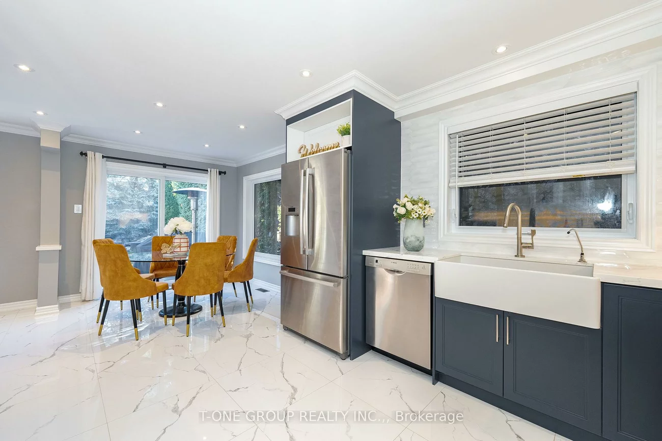 124, Aitken, Unionville, Markham