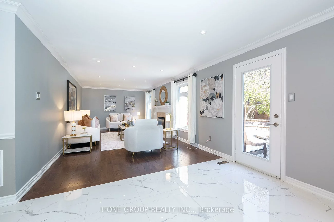 124, Aitken, Unionville, Markham