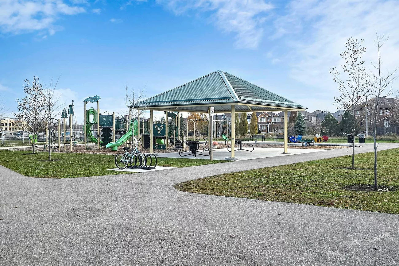 29, Rougeview Park, Greensborough, Markham
