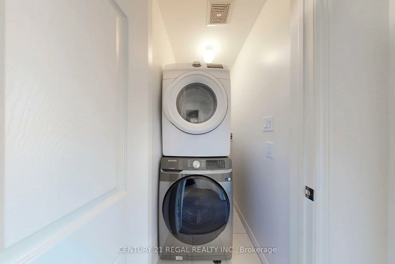 29, Rougeview Park, Greensborough, Markham