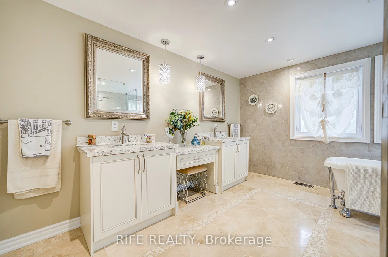 22, Chambery, Unionville, Markham