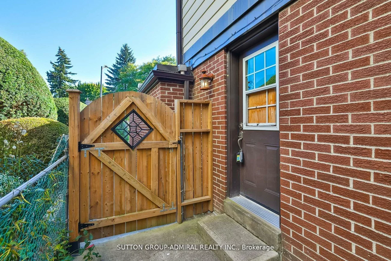 22, Cobblestone, German Mills, Markham