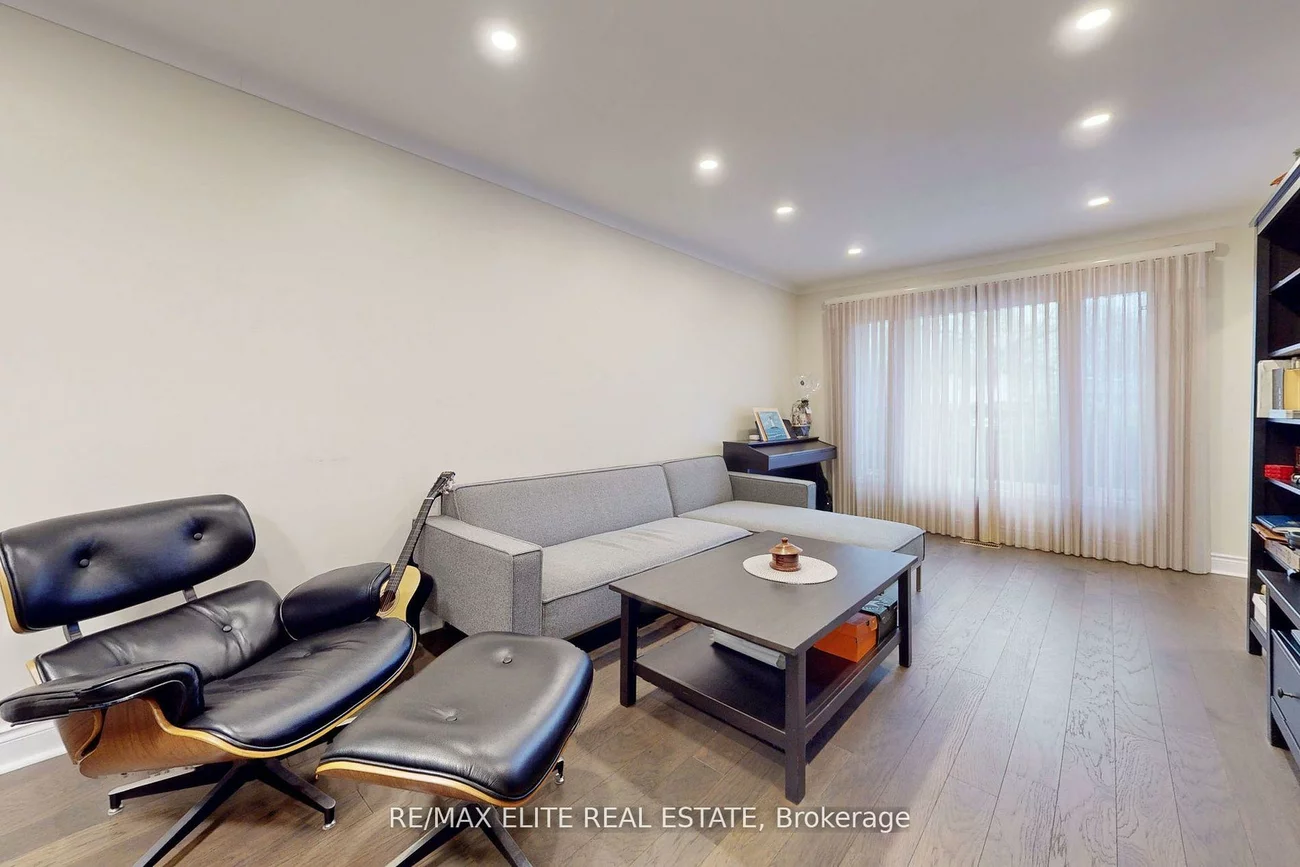 50, Henderson, Grandview, Markham