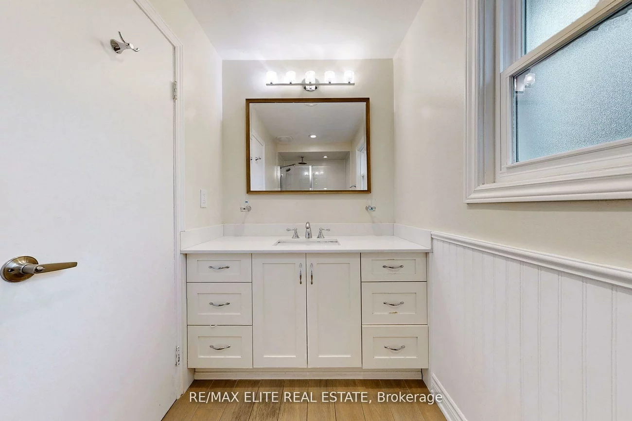 50, Henderson, Grandview, Markham