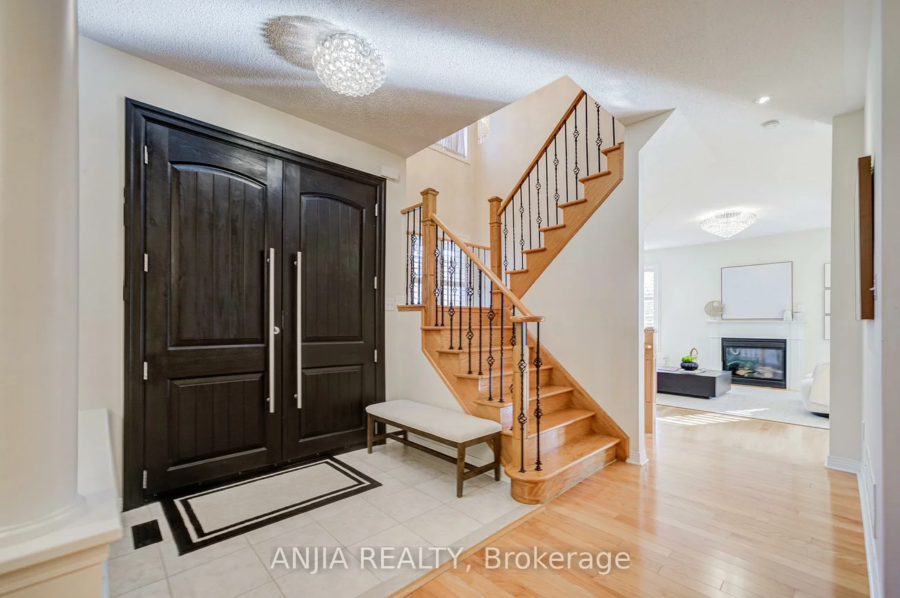 27, Larcastle, Berczy, Markham