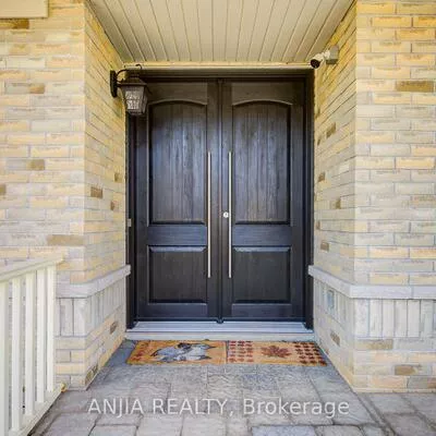 27, Larcastle, Berczy, Markham