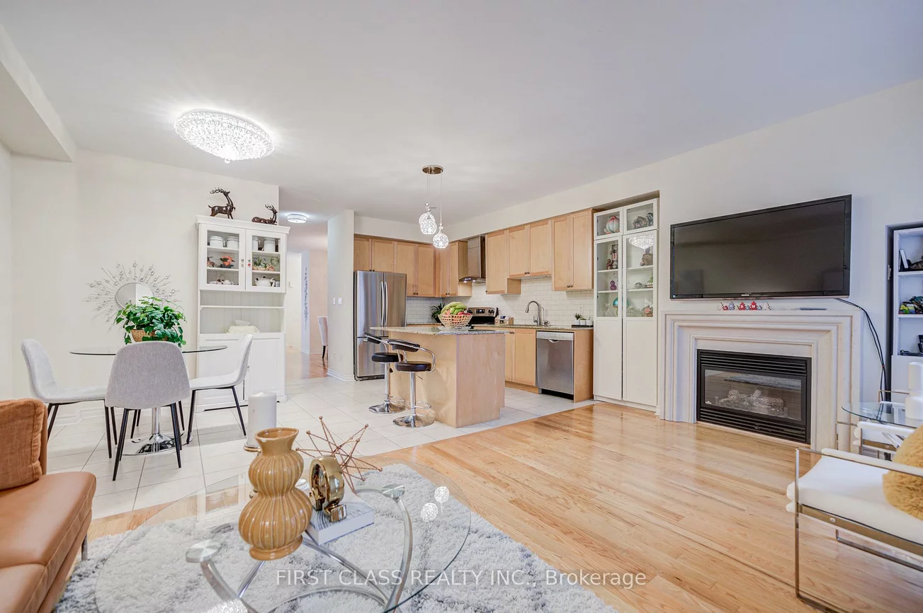 10501, Woodbine, Victoria Manor-Jennings Gate, Markham