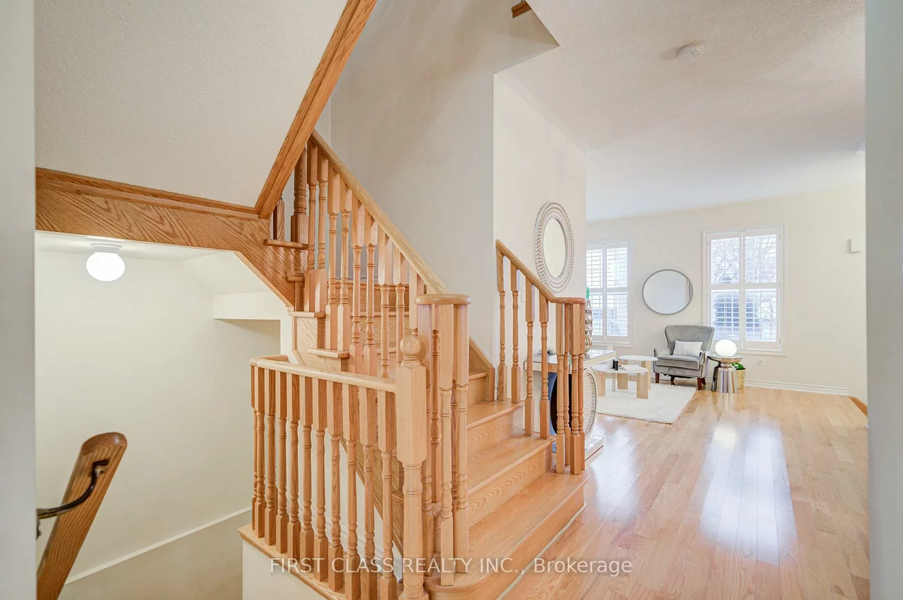 10501, Woodbine, Victoria Manor-Jennings Gate, Markham