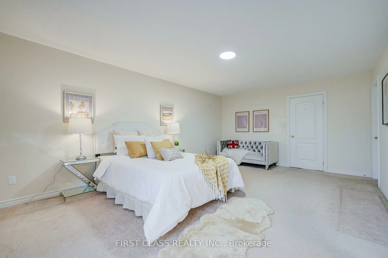 10501, Woodbine, Victoria Manor-Jennings Gate, Markham