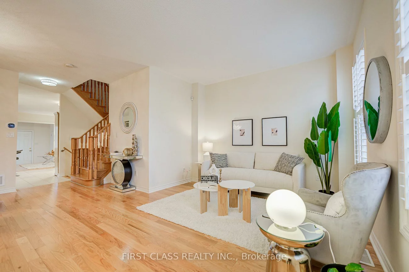 10501, Woodbine, Victoria Manor-Jennings Gate, Markham