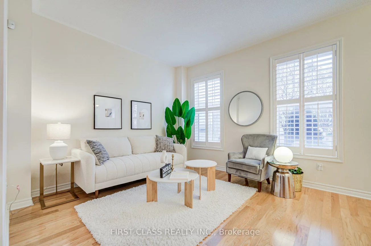 10501, Woodbine, Victoria Manor-Jennings Gate, Markham