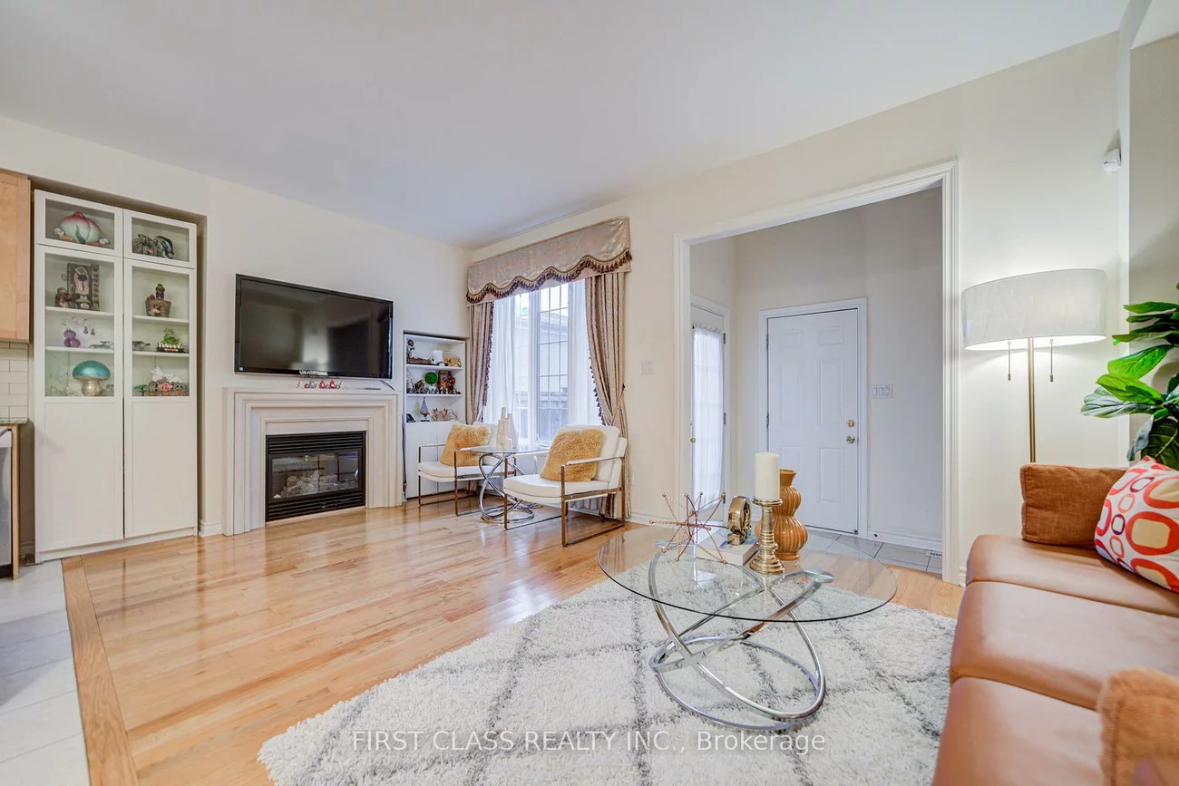 10501, Woodbine, Victoria Manor-Jennings Gate, Markham