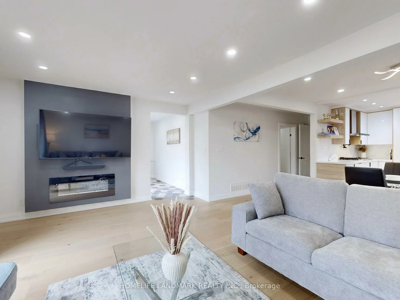 31, Henderson, Grandview, Markham