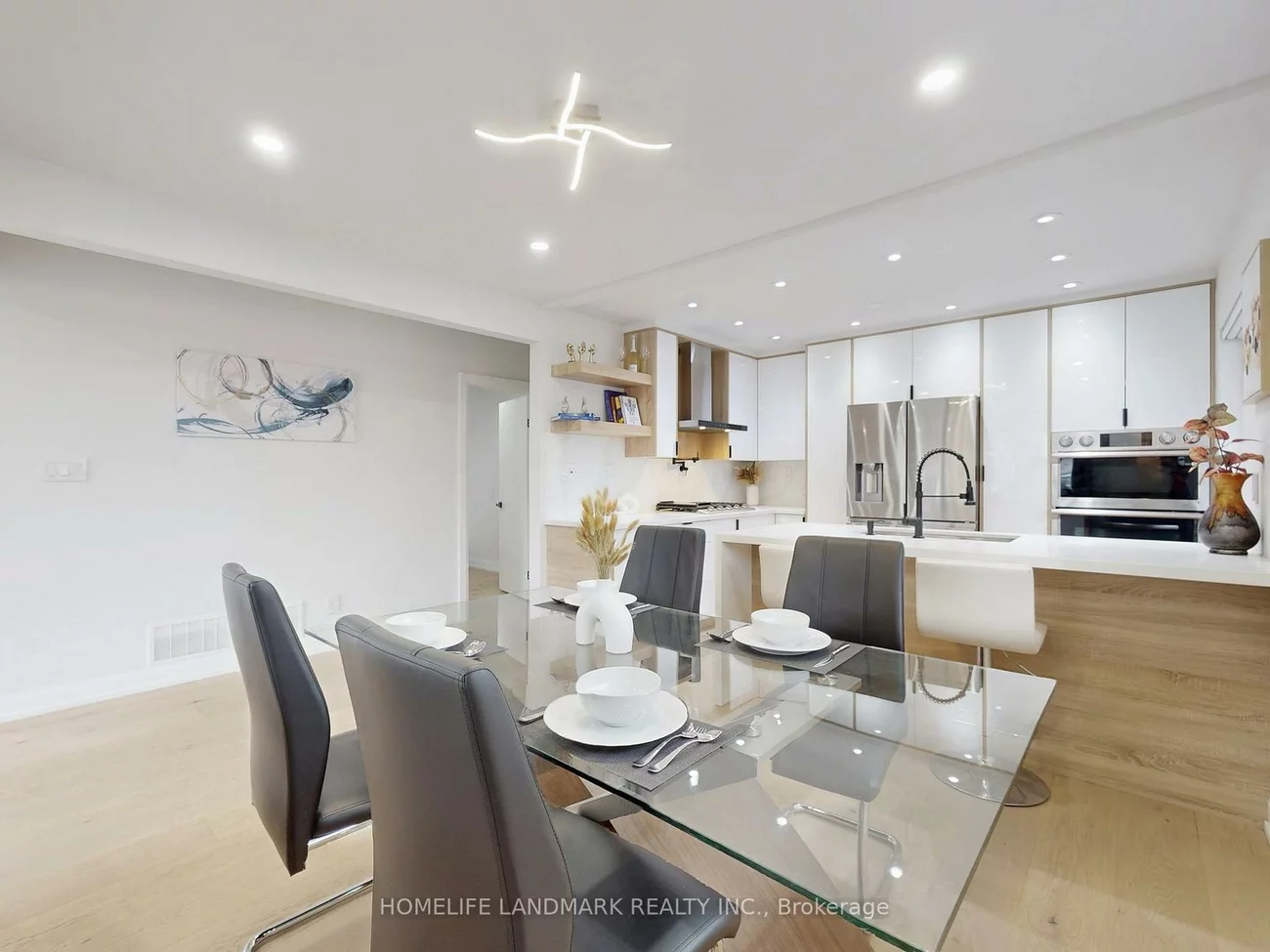 31, Henderson, Grandview, Markham