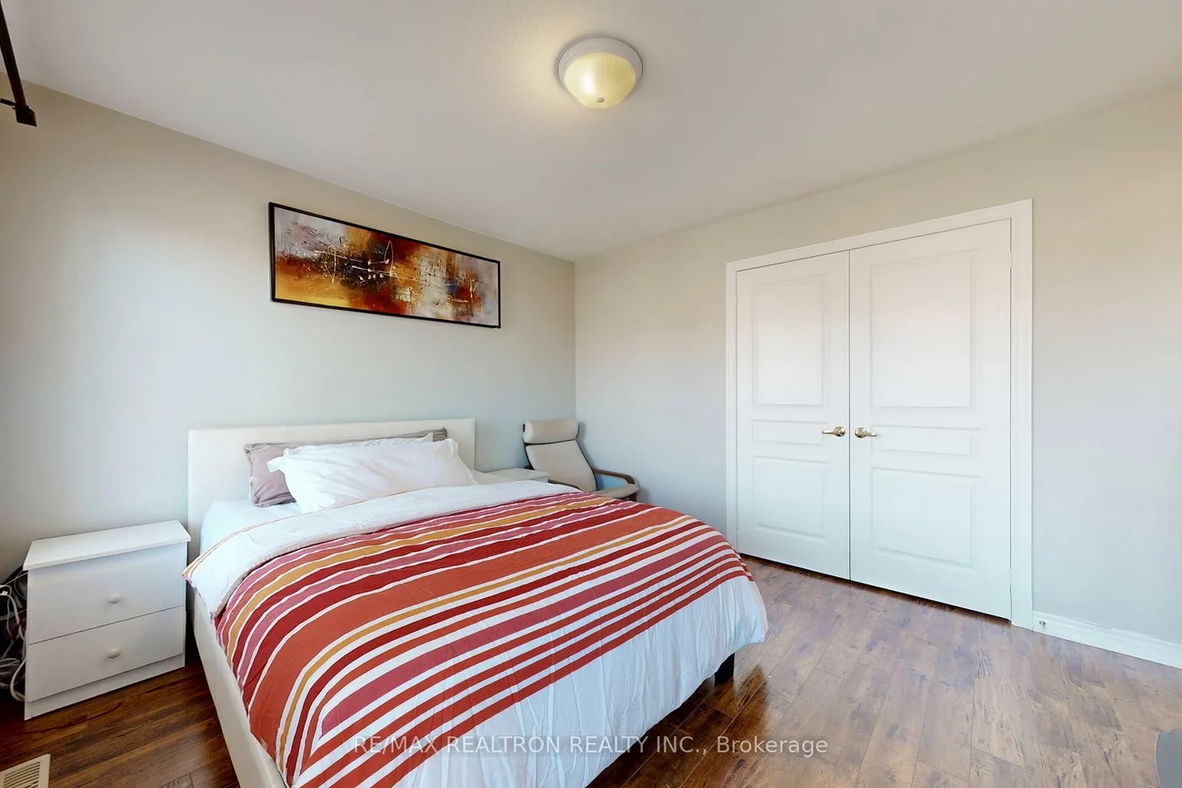 145, Stonechurch, Box Grove, Markham