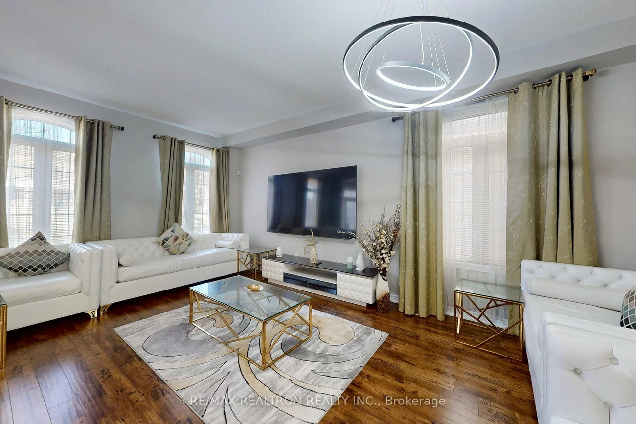 145, Stonechurch, Box Grove, Markham