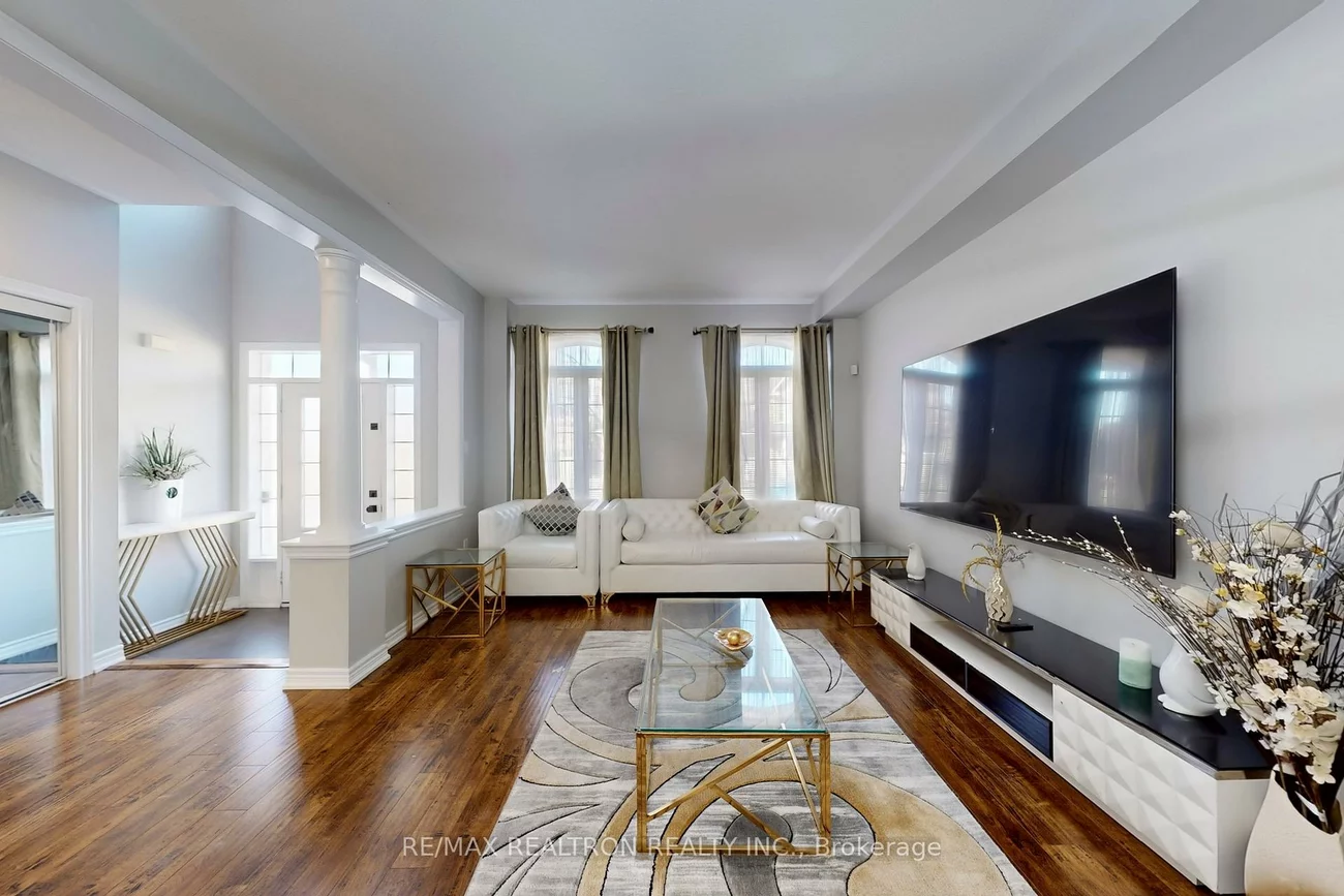 145, Stonechurch, Box Grove, Markham