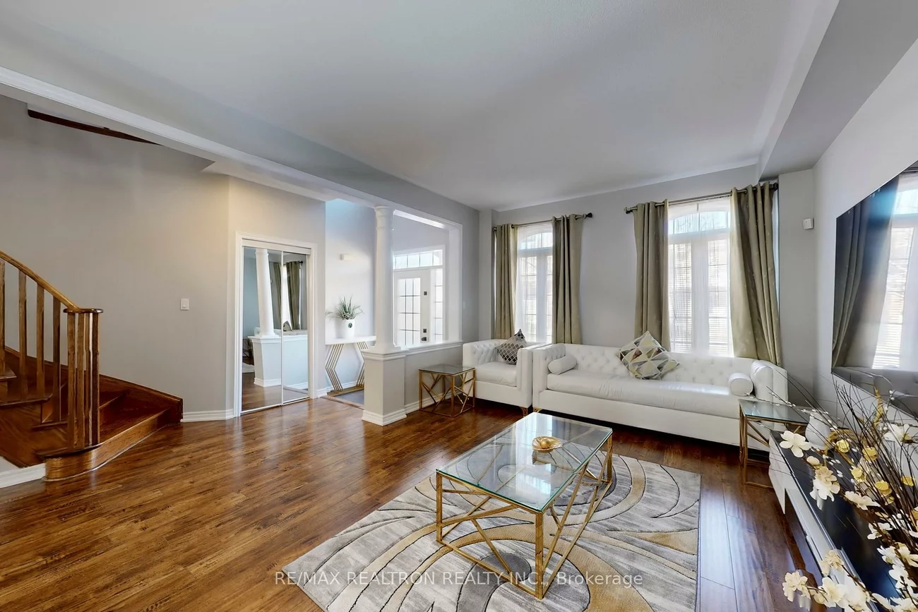 145, Stonechurch, Box Grove, Markham