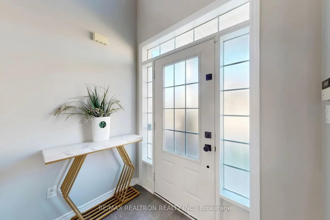 145, Stonechurch, Box Grove, Markham