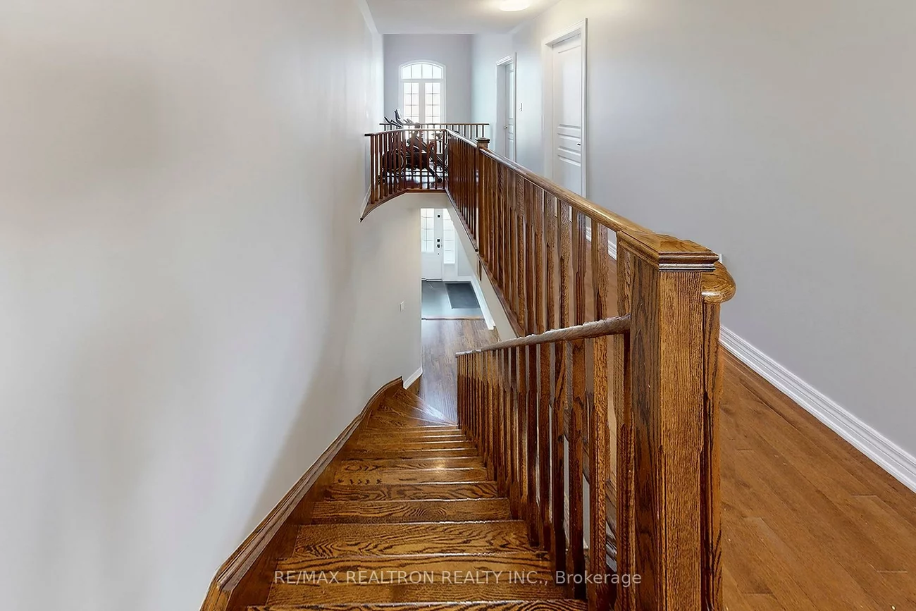 145, Stonechurch, Box Grove, Markham