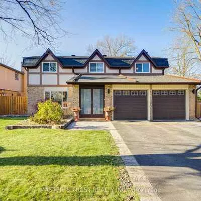 72, Rose, Markham Village, Markham