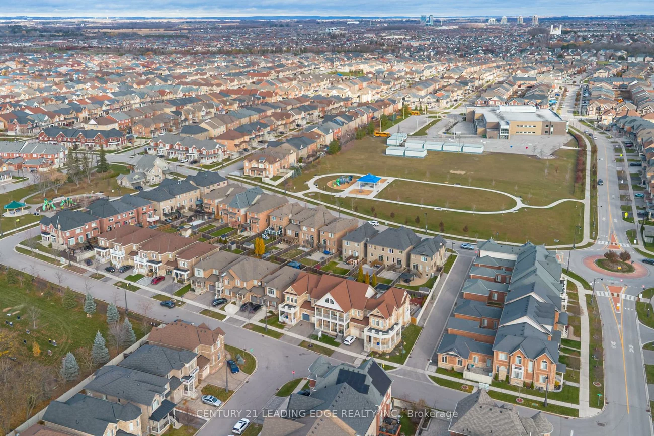 9, AKSEL RINCK, Berczy, Markham