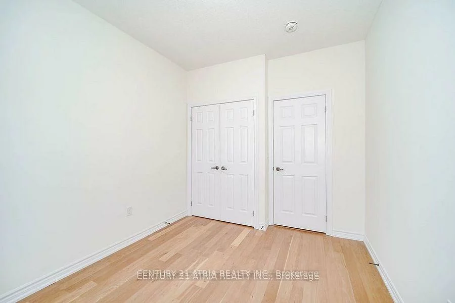 34, Isabella Peach, Victoria Square, Markham