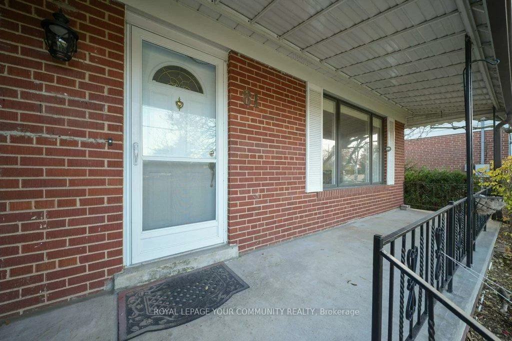 81, Clark, Thornhill, Markham