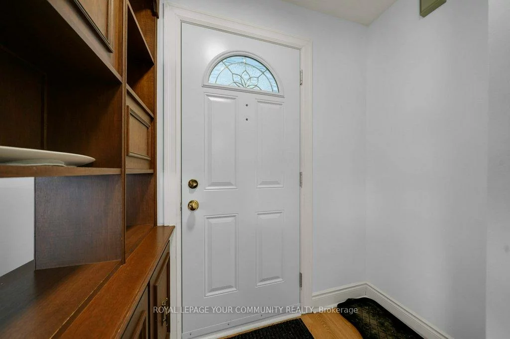 81, Clark, Thornhill, Markham