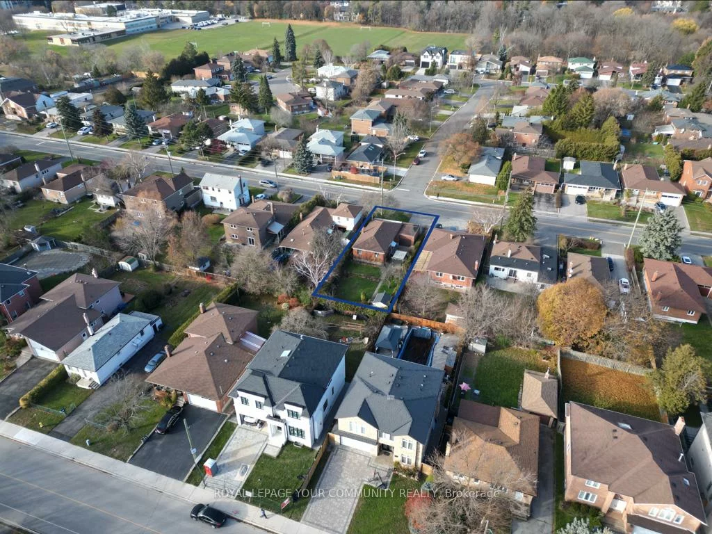 81, Clark, Thornhill, Markham