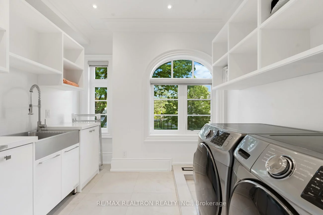 20, Hammok, Bayview Glen, Markham