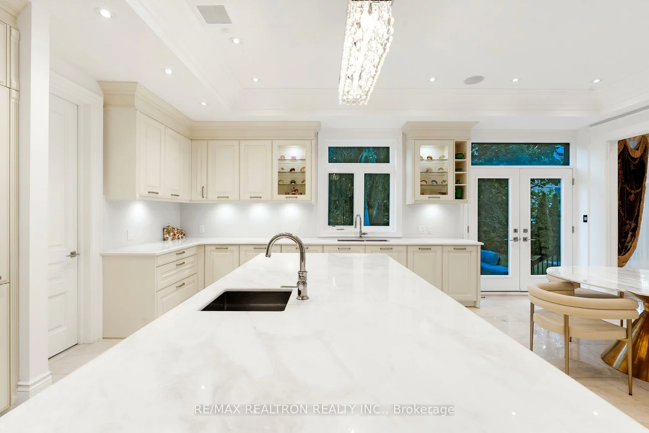 20, Hammok, Bayview Glen, Markham