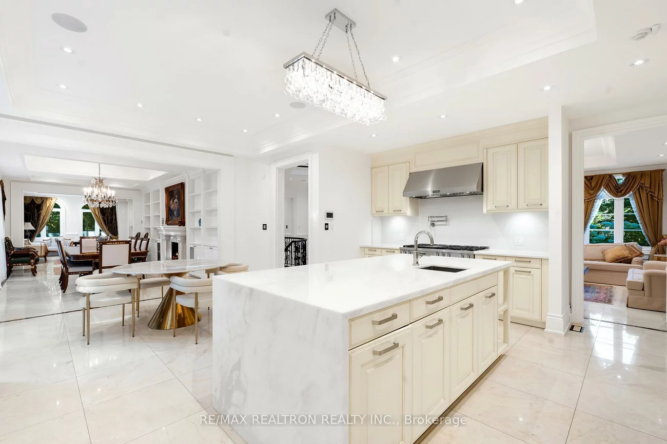 20, Hammok, Bayview Glen, Markham