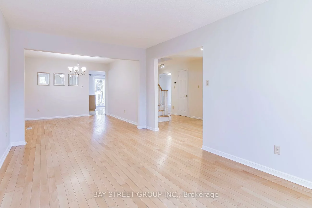 300, Fincham, Markham Village, Markham