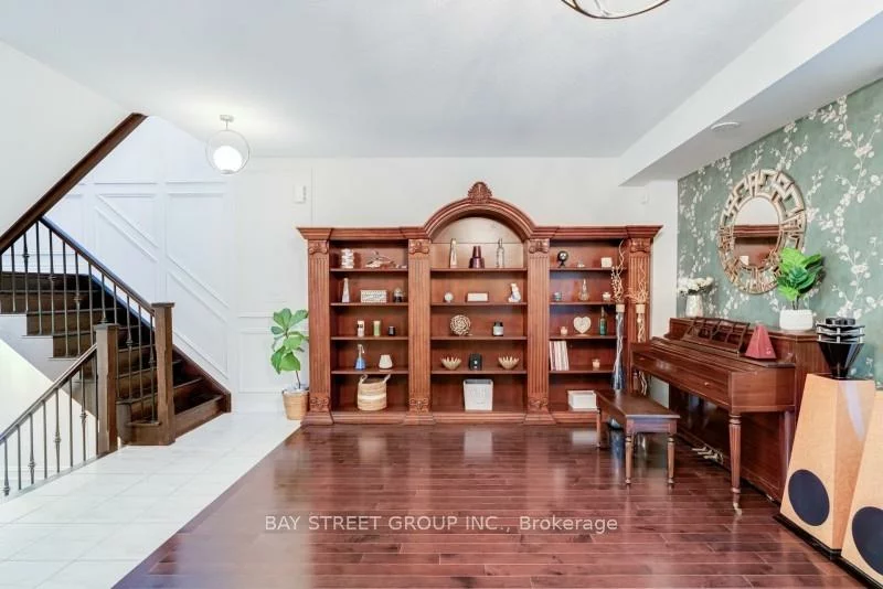 121, Luzon, Box Grove, Markham